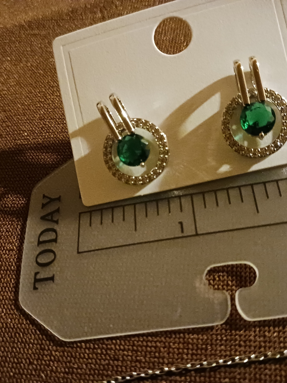 Green Necklace Set - Picture 8 of 9